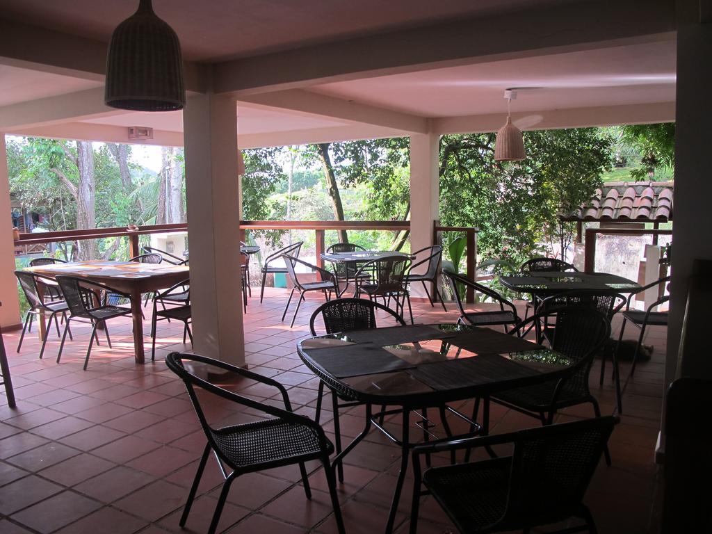 Hotel Iguanito Санта Каталина Екстериор снимка